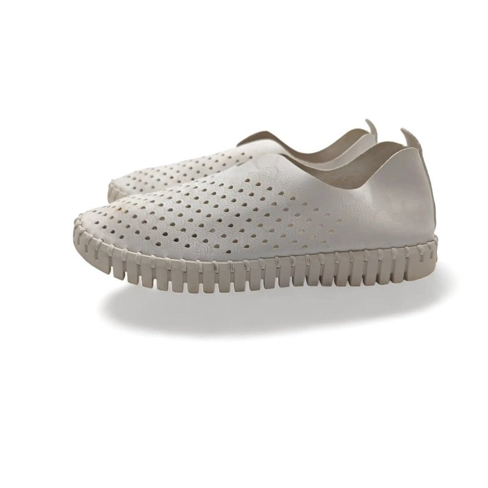 Ilse Jacobsen Hornbaek Tulip Breathable Sneakers White Laser Cut Perforated 7.5